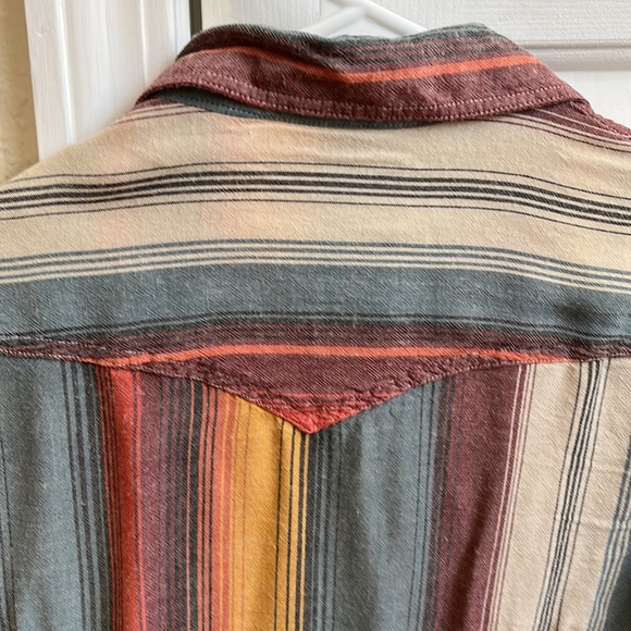 Womens Panhandle Western shirt medium - Picture 3 of 6